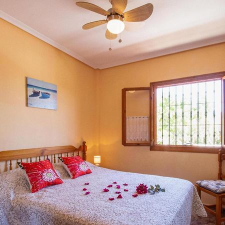 Cozy Apartment In Guardamar Del Segura Zewnętrze zdjęcie